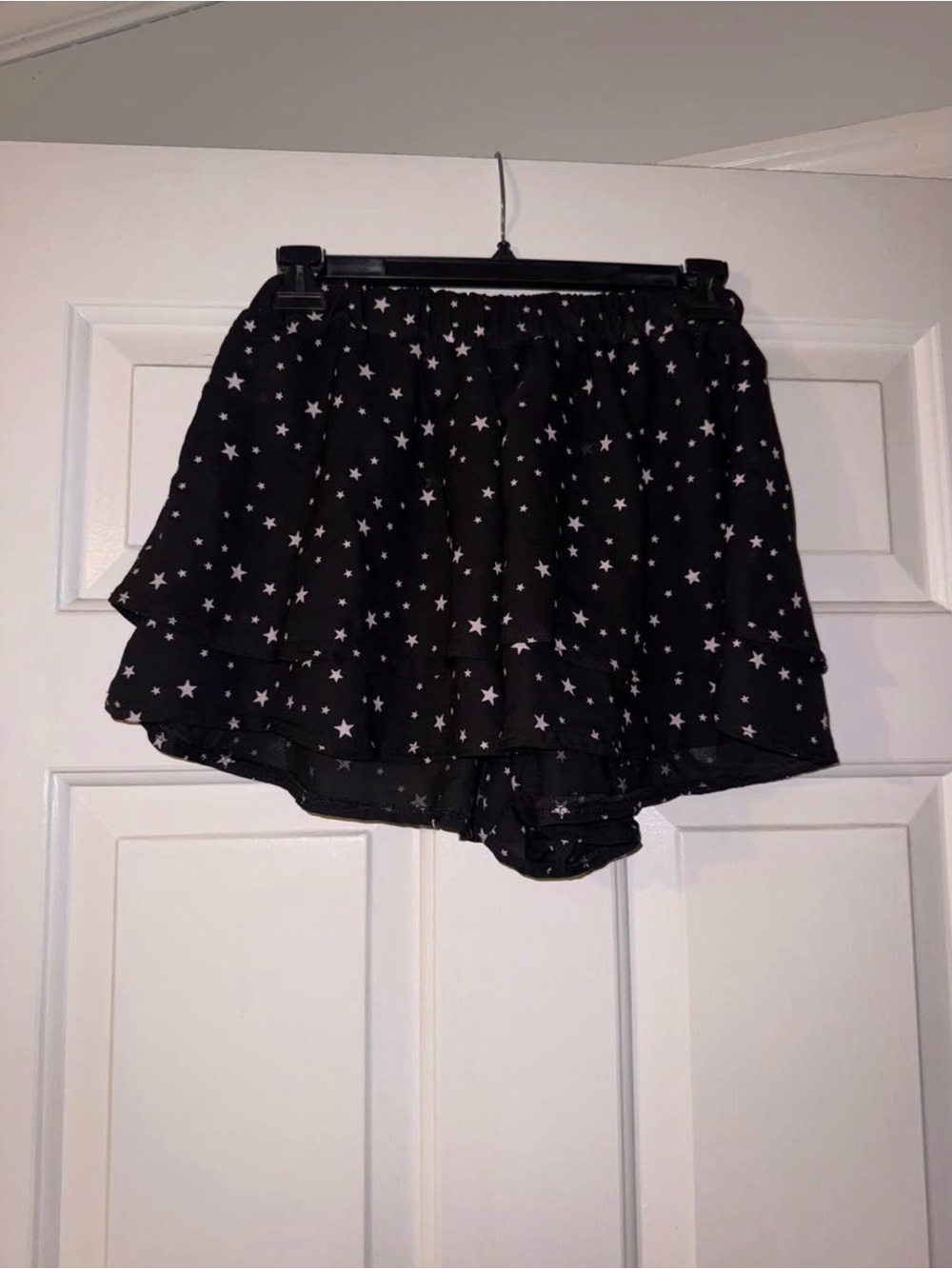 Nasty Gal Star Print Black Ruffle Women's Shorts